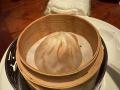 红虾小笼包-嘉麟楼