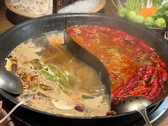 -巴卤社老火锅(财富店)