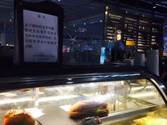 -星巴克(上海虹桥站2A检票口)
