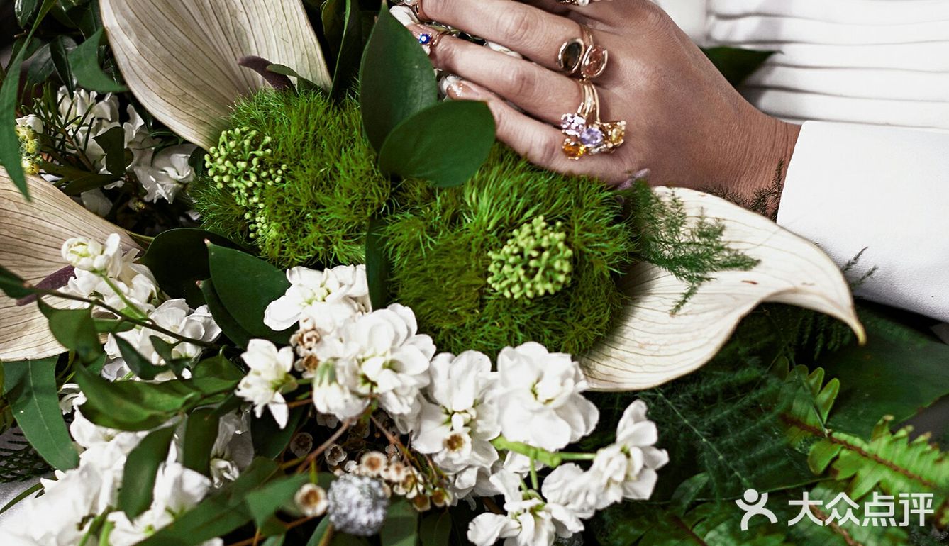 『黑色』背景下致命诱惑❤—繁华之下👄