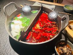 -三出山火锅(万象天地店)