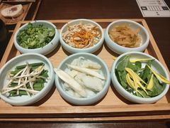 -银米·云南传统过桥米线(双廊黑金冠店)