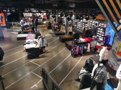 -NIKE武汉品牌体验店