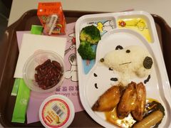 -史努比缤纷世界
