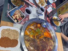 -清真·天府皇城坝百年牛肉火锅(皇城清真寺店)