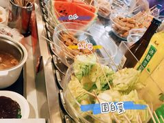 -百品聚旋转火锅(万德庄店)
