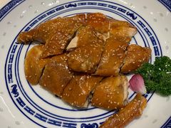 -香港百合居(LCM置汇旭辉广场店)