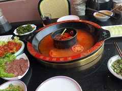 -三江两海老火锅(北京首店)