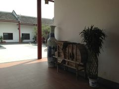 -何乡别院·中式农庄(姑婆山大道店)