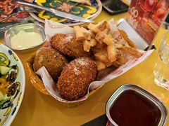 -BOTTEGA意库(中骏世界城店)