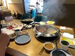 -左庭右院鲜牛肉火锅(金山万达店)