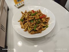 -阿峰饭店·本地土菜馆·农家土鸡煲·一品神仙鸡(报福店)