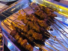 -六福烧烤酒馆(秦隆步行街店)