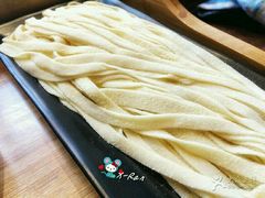 招牌手打牛肉丸-手选潮汕鲜活牛肉火锅(二七广场店)