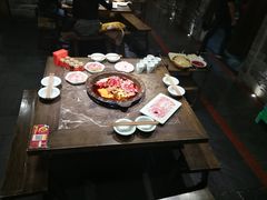-红九格老火锅(三峡广场店)