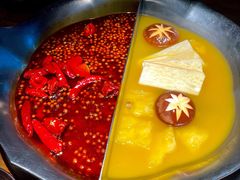 红颜花胶鸡锅-湊湊火锅·茶憩(杭州湖滨银泰in77店)