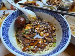 -沪西老弄堂面馆(定西路店)