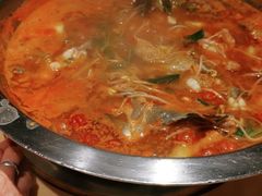 -野山舂·贵州现舂酸汤火锅(鸿通城店)