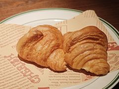 法式黄油牛角包-404干式熟成牛排馆•聚会餐厅