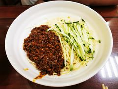 炸酱面-日月永和中国餐饮名店(凤凰店)