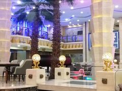 -碧中海汤泉汗蒸酒店