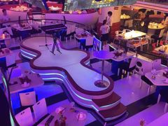 -巴特餐饮6加1音乐餐吧·新疆菜