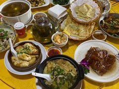 -鲤鱼塘农家山庄