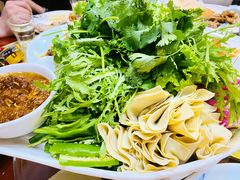 -李家猪蹄融合菜馆(河松街店)