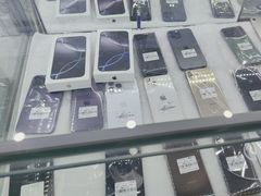 -修卜凡二手严选店·手机维修·回收租赁(川沙地铁站店)