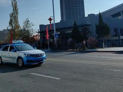 -霍尔果斯国门景区