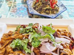 -壹阁胡羊焖饼(特色小吃街店)