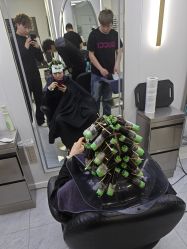 -H·Y HAIR SALON烫发·染发·造型