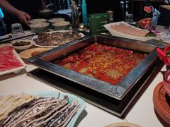 -二荆条·蜀鲜汇城市森林火锅