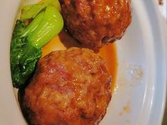 蛋黄狮子头-前海沿·青岛菜(李沧万达店)