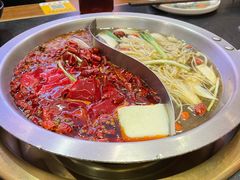 -沸炉重庆老火锅(军事博物馆店)