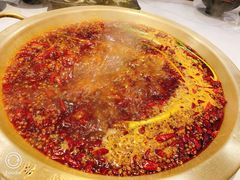 -沸炉重庆老火锅(军事博物馆店)