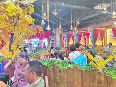 -老滇山寨•云南特色菜•地方菜•民族风情歌舞表演(金碧店)