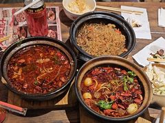 -有红鸡毛店·砂锅菜(抚琴夜市店)