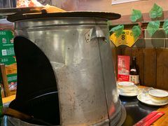-地锅公社·现炒地锅鸡·地锅鱼·夜宵(罗锦路店)