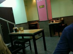 大堂-丽虹云南过桥米线(兴工街店)