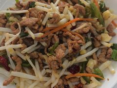 -丹水桥地锅鱼·翘嘴鲌·地方特色全鱼宴(丹江口大坝店)