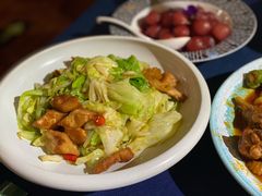 包包菜炒馕-伊带伊路新疆美食府(呼家楼店)