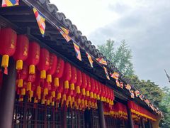 -龙华寺