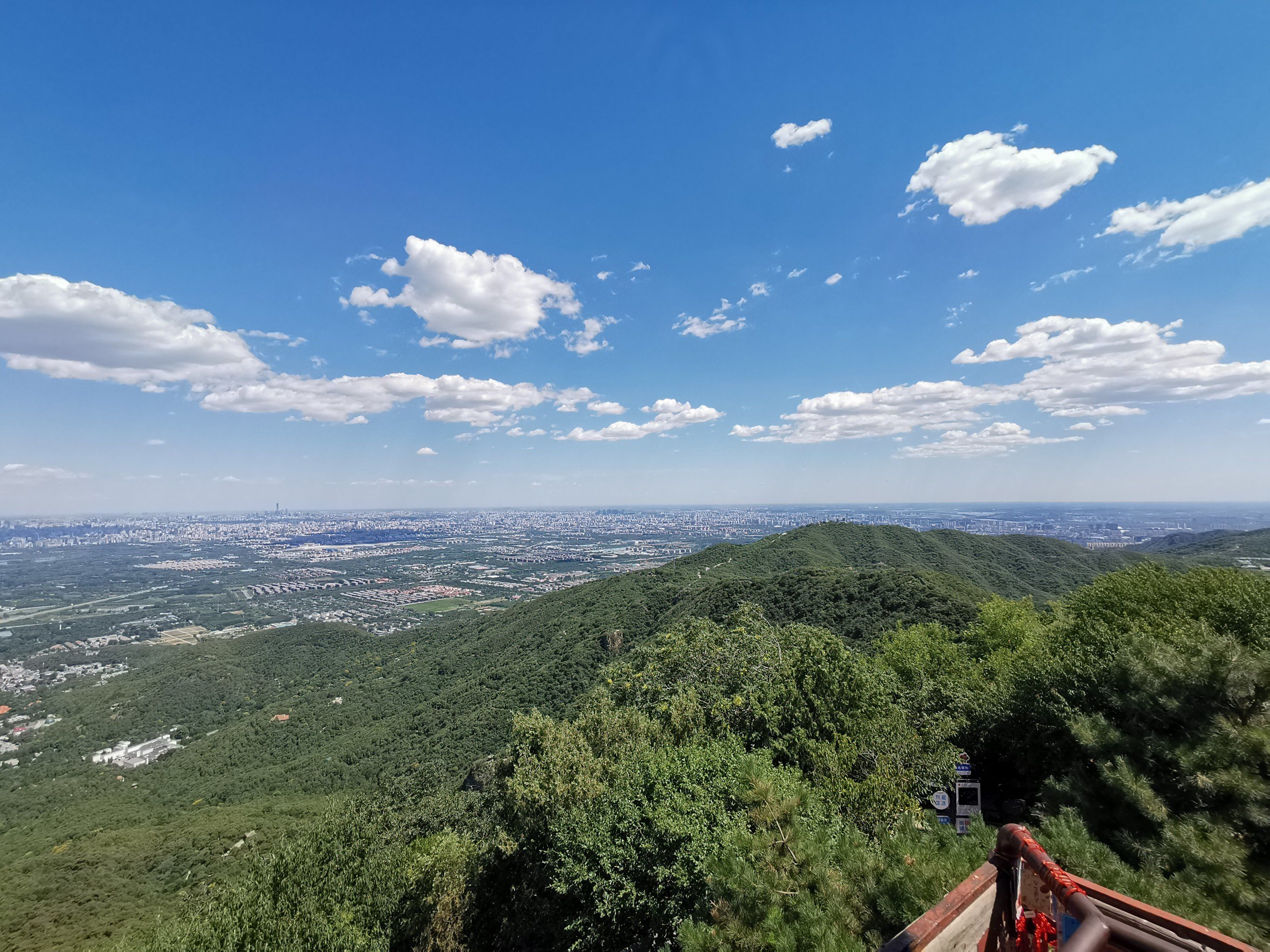 登高望远,梦想成真,工作日人好少,心情好!