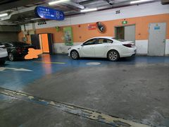 -绿地东海岸-地下停车场