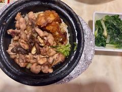 香菇鸡肉煲仔饭-阿宝煲仔饭(东方花园店)