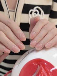 -CM.Nail美甲美睫