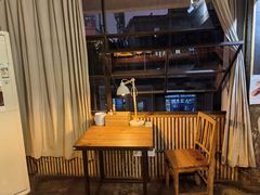 露天位-仙峰天然面包(迎宾路店)