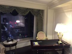 -茂名熹龙国际大酒店(人民广场高铁站店)