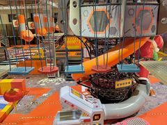 -嗨翻Hi-Fun竞技主题乐园·蹦床亲子生日轰趴(国光1937店)